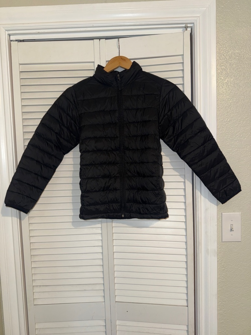 Amazon Essentials Kids Black Quilted Packable Puffer Jacket - 12/XL